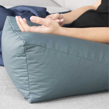 arm support, arm cushion, therapeutic cushion